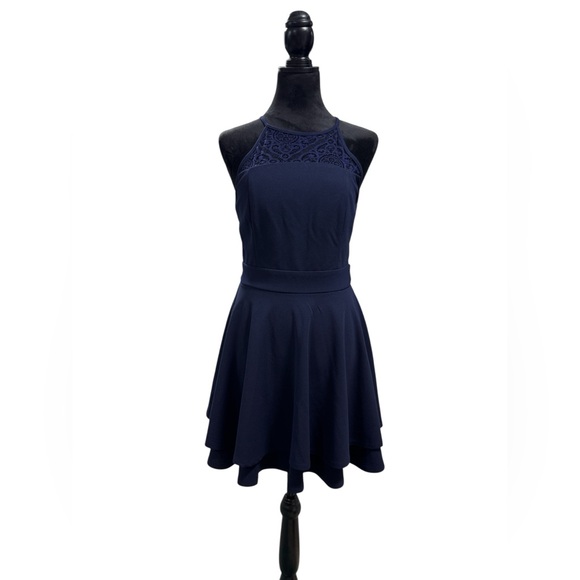 Emerald Sundae Navy Lace Halter Skater Dress L Layered Fit & Flare Cocktail - Picture 2 of 10